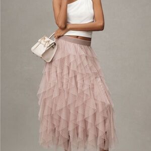 Chéri Ruffled Tulle Midi Skirt by
Anthropologie
Ballet Pink Anthropologie Skirt